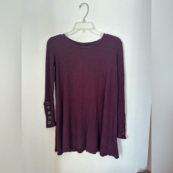 American Eagle sweater with sleeve details size XS - Picture 7 of 13